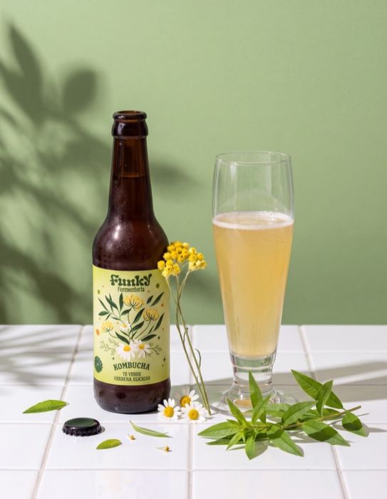 Kombucha Verbena, Elicriso e Camomilla (33 cl) - Funky Fermenteria